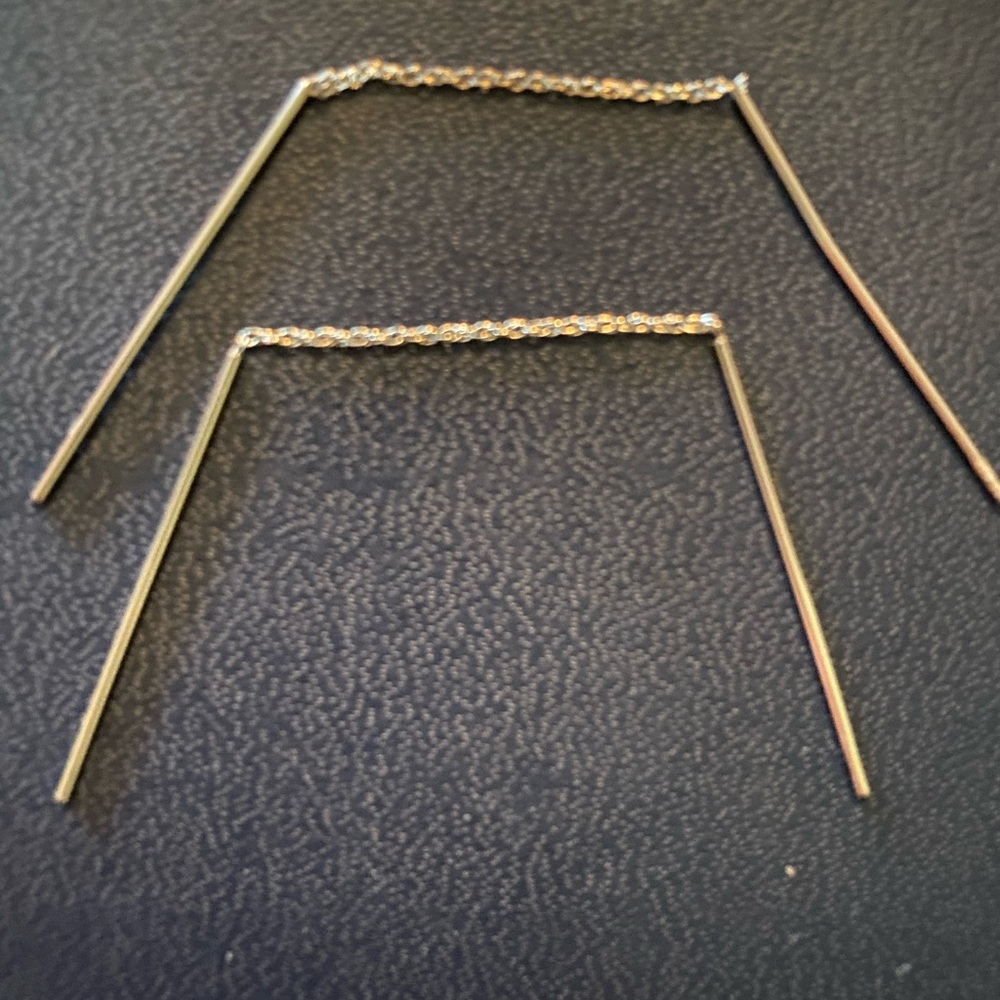 Earrings- White 14 carat gold